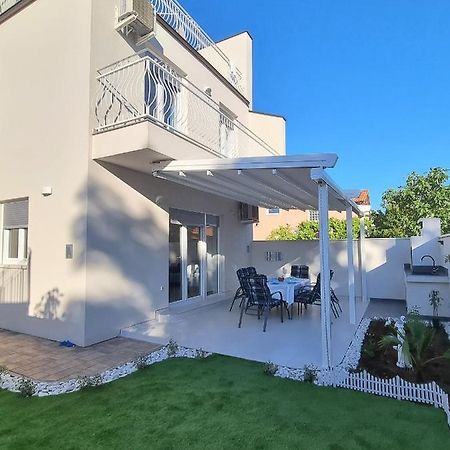 White House Posesi Villa Medulin Eksteriør billede